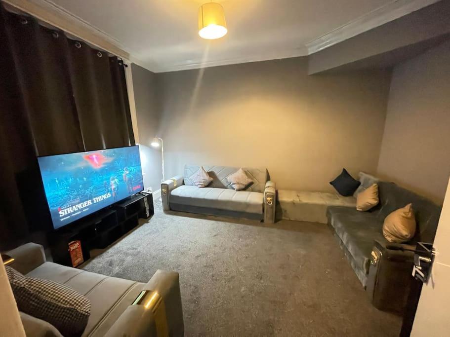 30 Percent Off Weekly Stays - 6 Bedroom House - 11 Beds Blackpool Zewnętrze zdjęcie