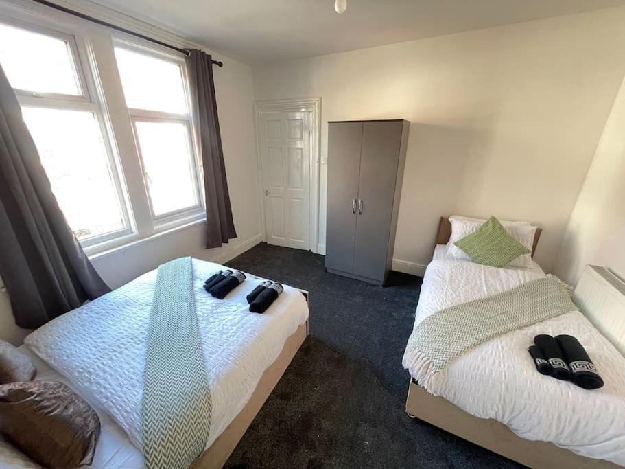 30 Percent Off Weekly Stays - 6 Bedroom House - 11 Beds Blackpool Zewnętrze zdjęcie