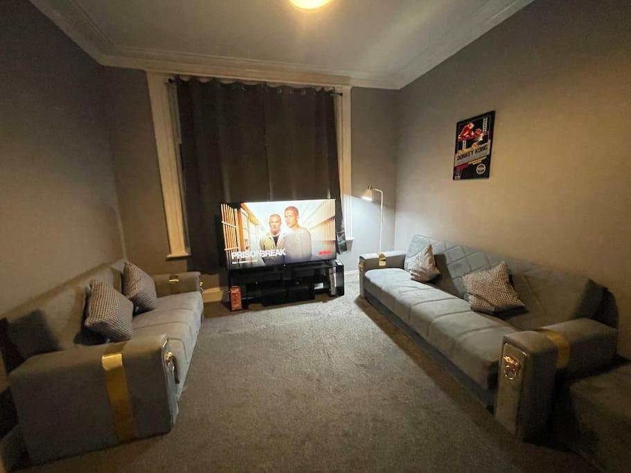 30 Percent Off Weekly Stays - 6 Bedroom House - 11 Beds Blackpool Zewnętrze zdjęcie
